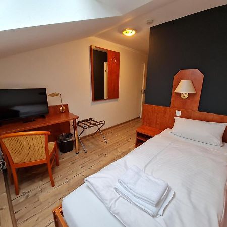 Gasthaus Frorup Otel Oeversee Dış mekan fotoğraf