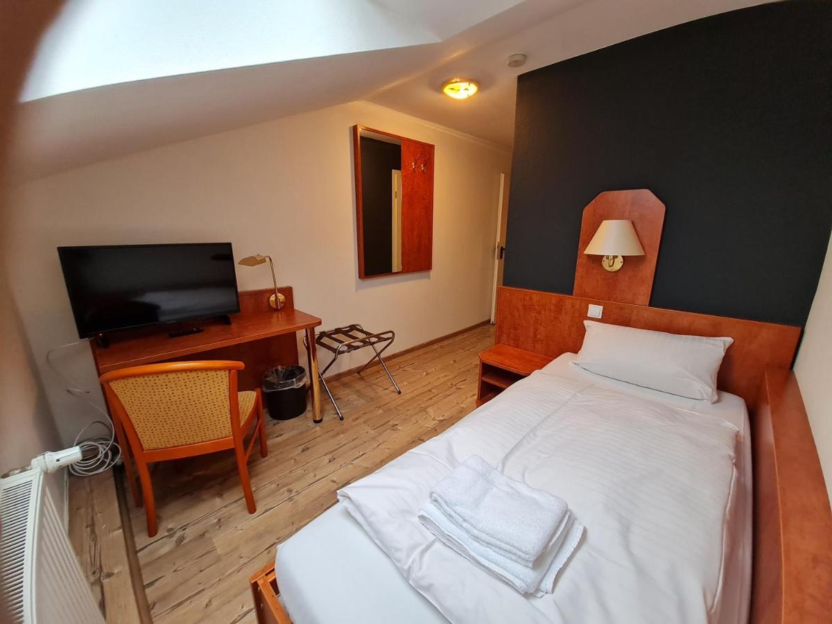 Gasthaus Frorup Otel Oeversee Dış mekan fotoğraf